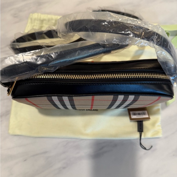 Burberry Camara Bag - Picture 5 of 6